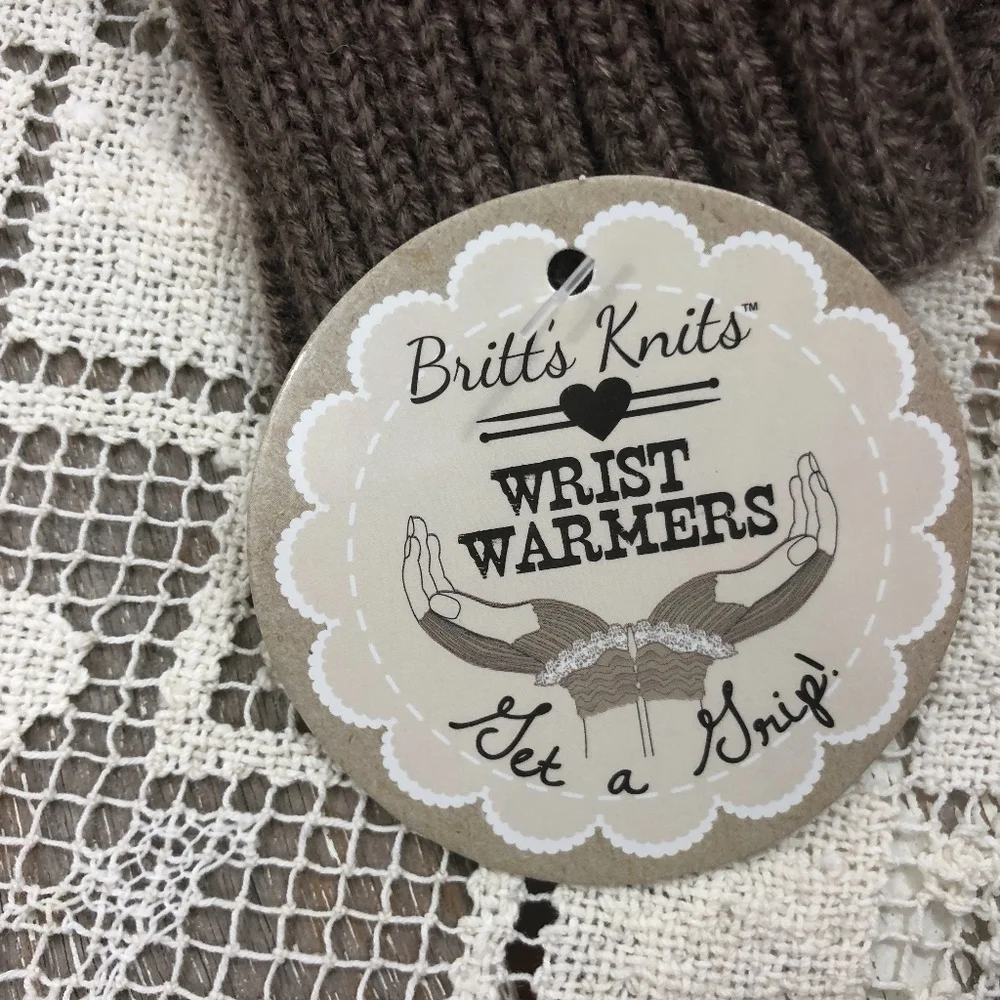 Britt's Knits Wrist Warmers OS